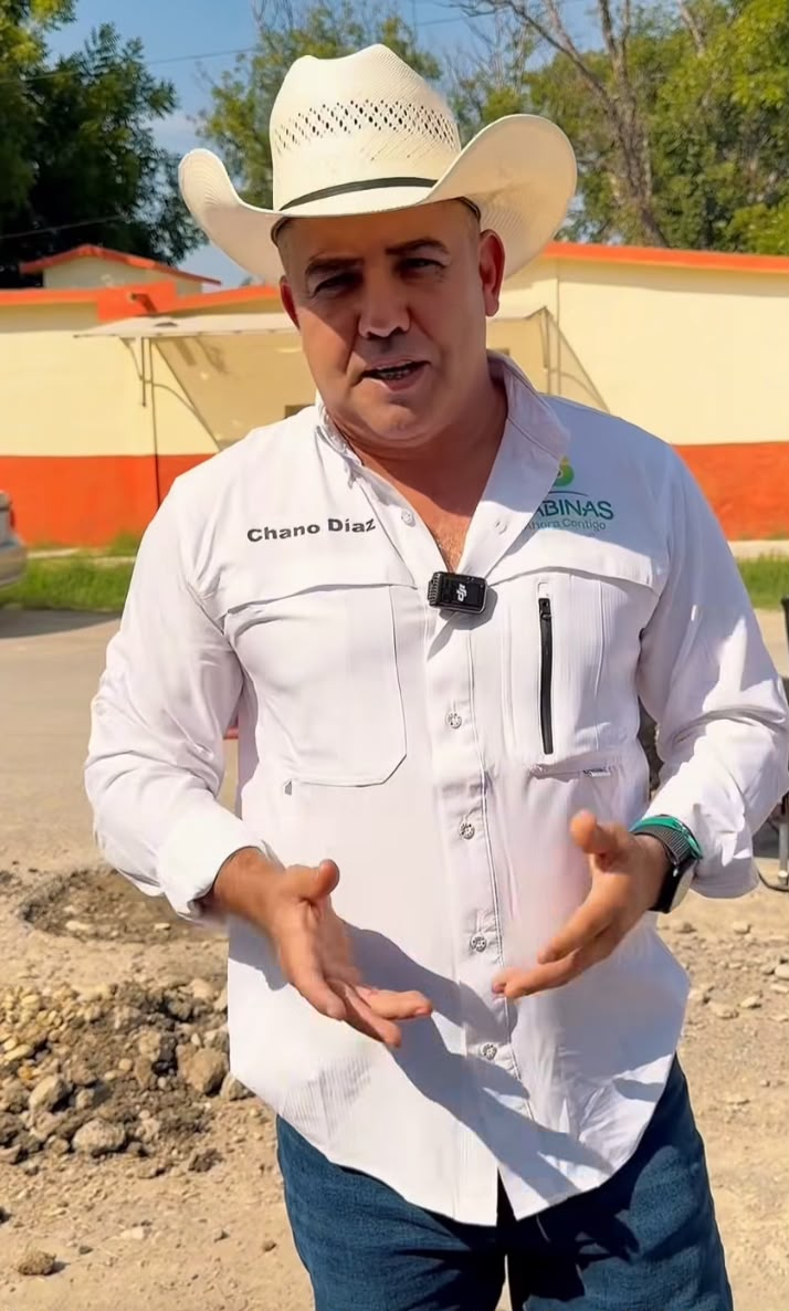 REFUERZAN LABORES DE BACHEO EN SABINAS CON NUEVAS CUADRILLAS DE TRABAJO