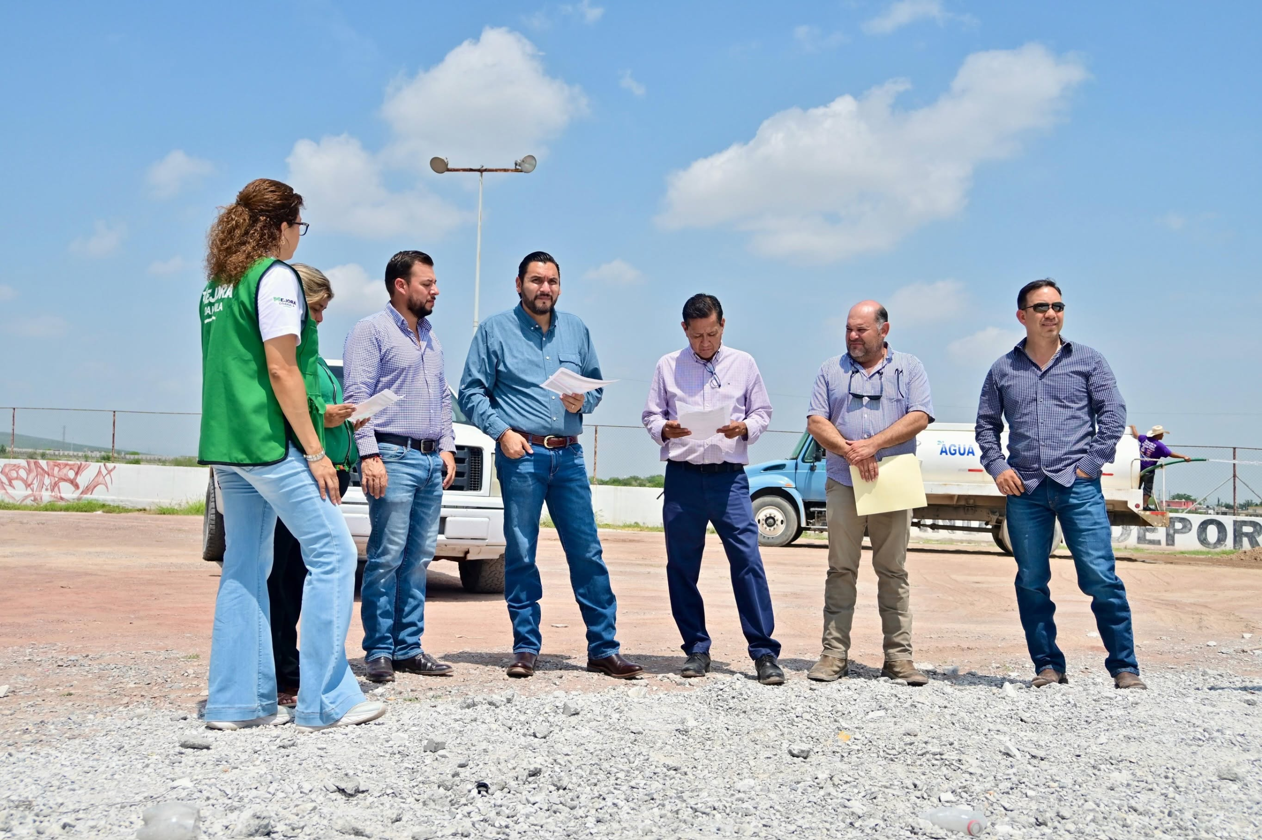 SUPERVISA CARLOS VILLARREAL REHABILITACIÓN DE PLAZA PRADERAS LAS ESPERANZAS; INVERSIÓN SUPERA LOS 3.8 MDP