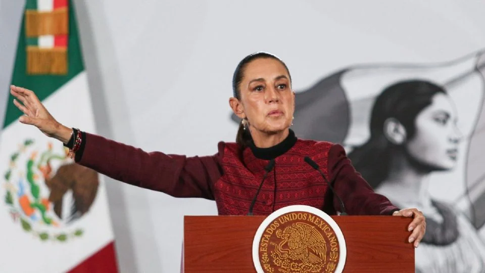 SHEINBAUM ACUSA A EU DE BRINDARLE PROTECCIÓN AL CÁRTEL DE SINALOA PESE A DESIGNARLO COMO ORGANIZACIÓN TERRORISTA