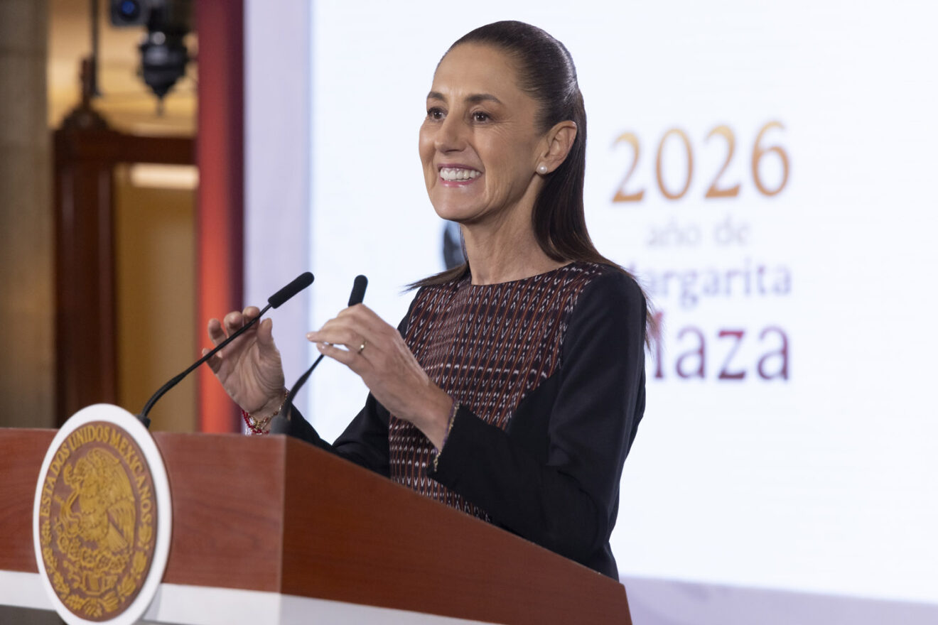 ACEPTA SHEINBAUM DEJAR DE NOMBRAR A PERIODISTAS