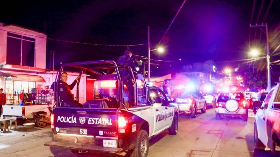 HALLAN MUERT*S A CINCO JÓVENES QUE SALIERON A TRABAJAR EN OAXACA; FISCALÍA APUNTA A UNA POSIBLE INTOXICACIÓN