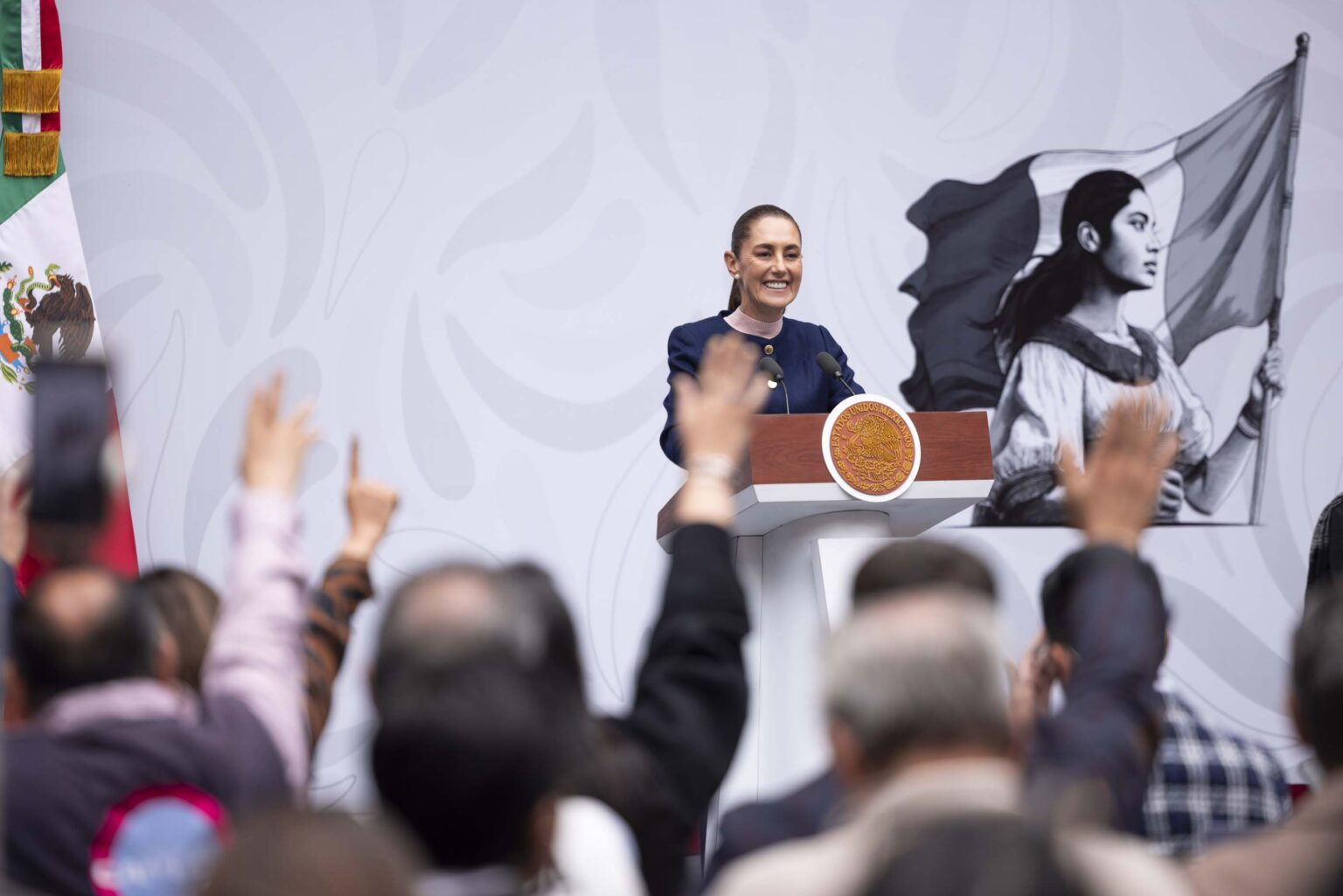 RECHAZA SHEINBAUM PROPUESTA DEL PAN CONTRA LA ESCUELA ES NUESTRA
