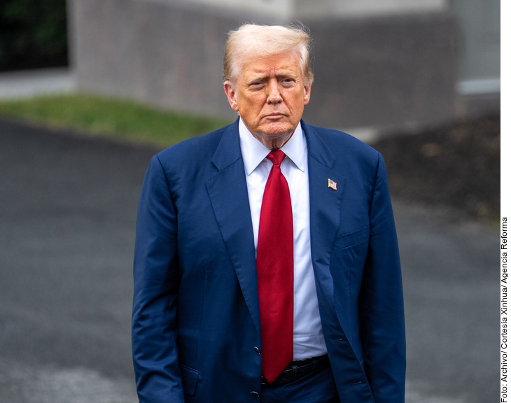 AFIRMA TRUMP QUE EL PASO DE ORMUZ ESTÁ LIBRE DE MINAS