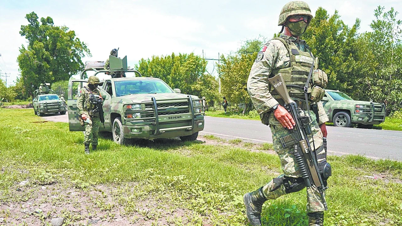 SEDENA DESPLIEGA 1,557 ELEMENTOS EN MICHOACÁN PARA BLINDAR ZONAS AGUACATERAS Y FRENAR EXTORSIONES