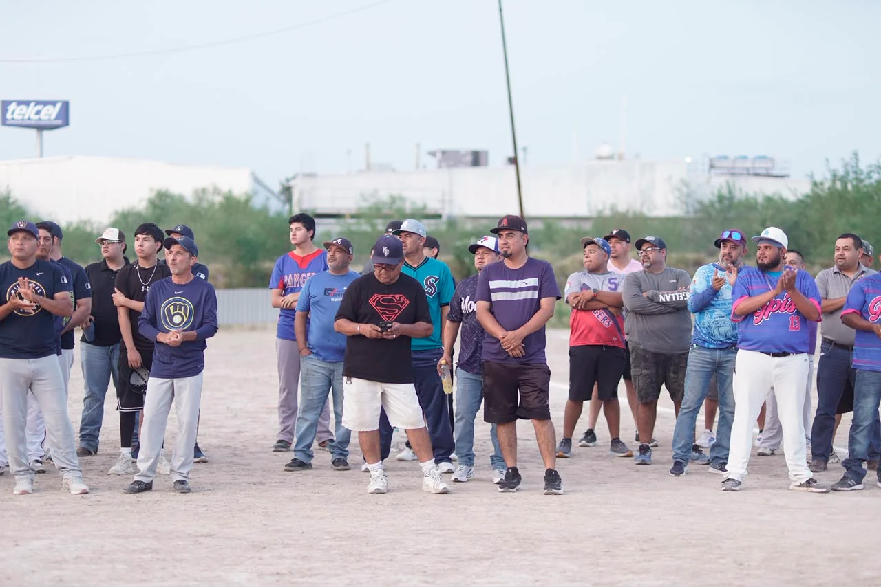 ARRANCA TEMPORADA 2026 DE LA LIGA MUNICIPAL DE SOFTBOL VARONIL EN SABINAS
