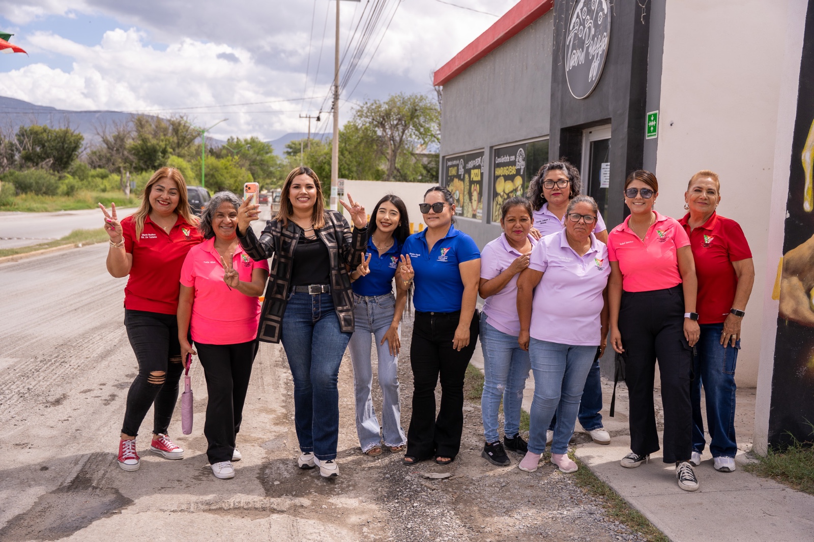 SUPERVISA YESICA SIFUENTES RECARPETEO DE LA CALLE JUÁREZ EN CASTAÑOS