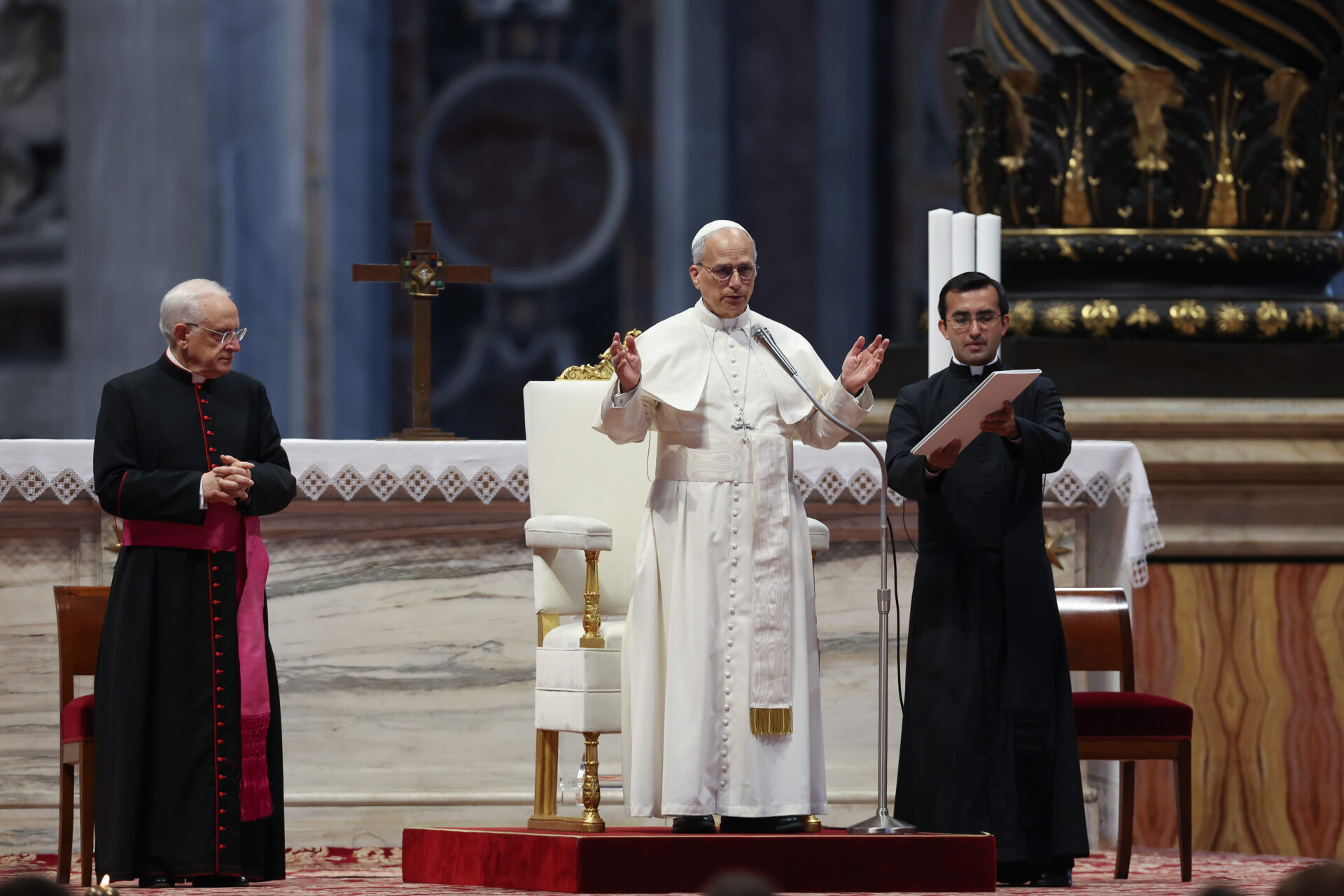 EL PAPA LEÓN XIV ADVIERTE DEL RIESGO DE «PERDER NUESTRA HUMANIDAD EN MEDIO DEL ‘PARAÍSO DE LAS MÁQUINAS’”