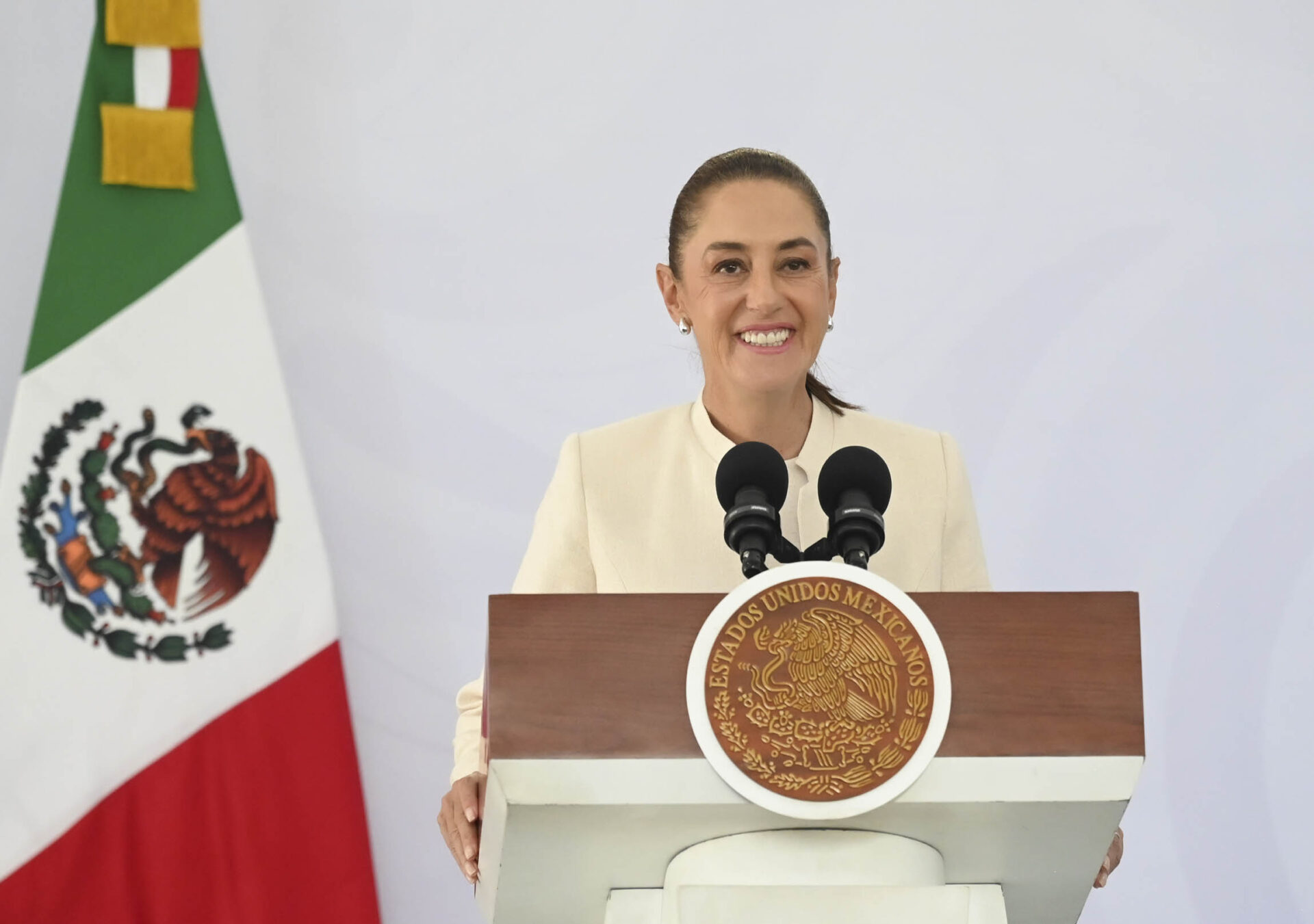 DESCARTA SHEINBAUM NEXO ENTRE CAPTURA DE EDIL DE JUCHITÁN Y ELVIS GUERRA  