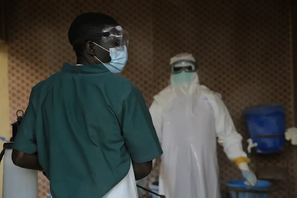 BROTE DE ÉBOLA EN CONGO SUPERA LOS 8 MIL CASOS CONFIRMADOS CON LA ENFERMEDAD AÚN FUERA DE CONTROL