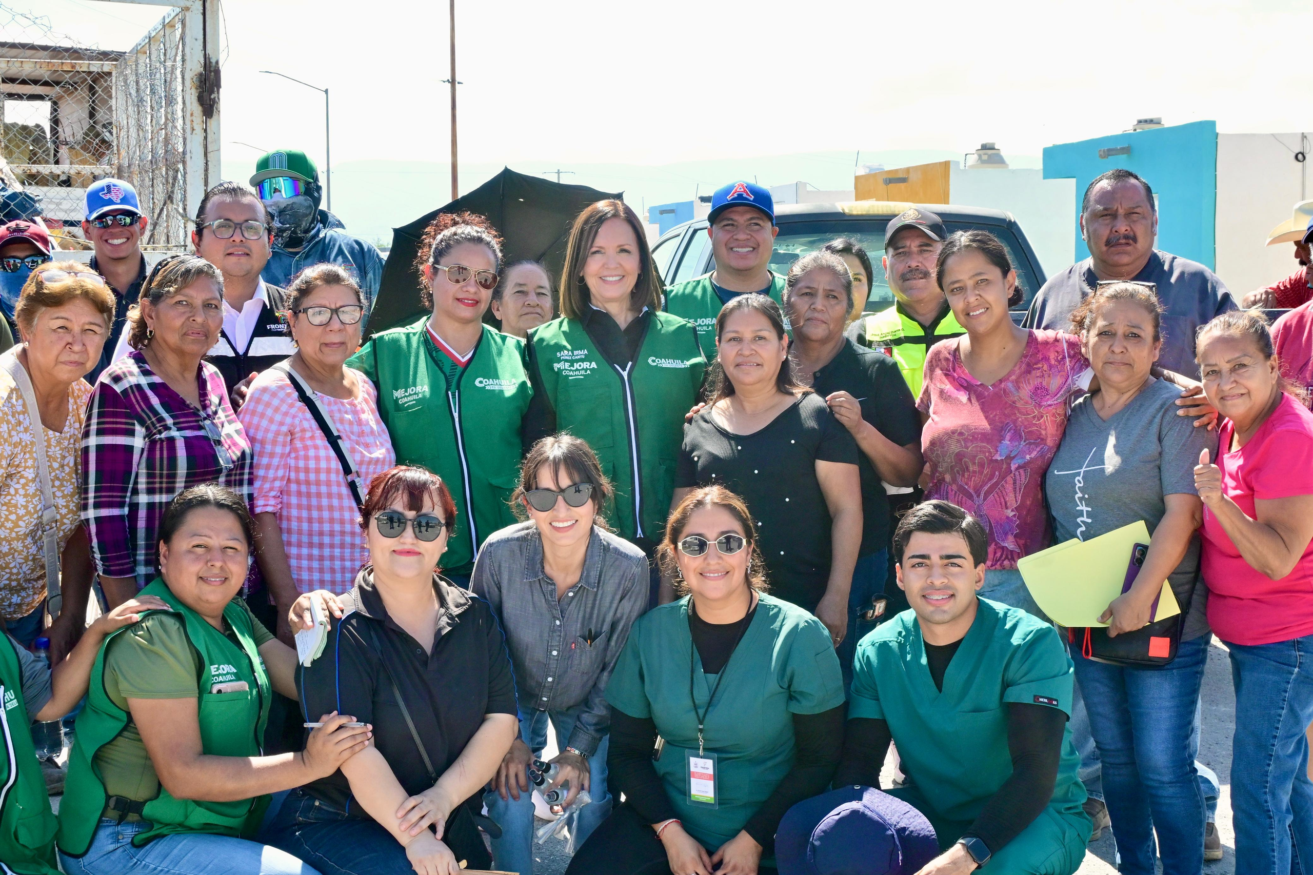 SARI LLEVA BRIGADA DE DESCACHARRIZACIÓN Y PREVENCIÓN A RIELES DEL VALLE