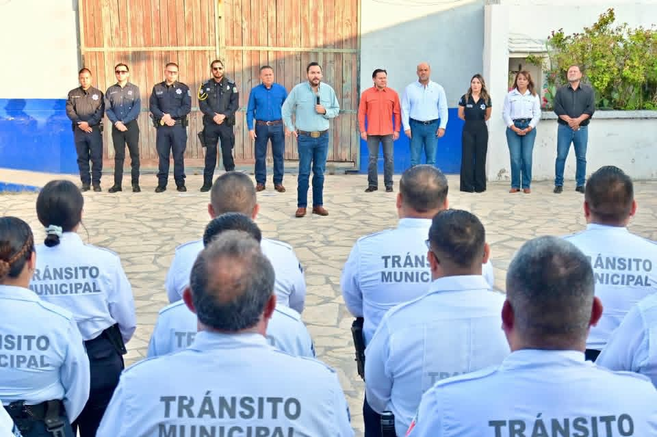 CARLOS VILLARREAL REFUERZA PREPARACIÓN DE POLICÍAS PARA FORTALECER LA SEGURIDAD