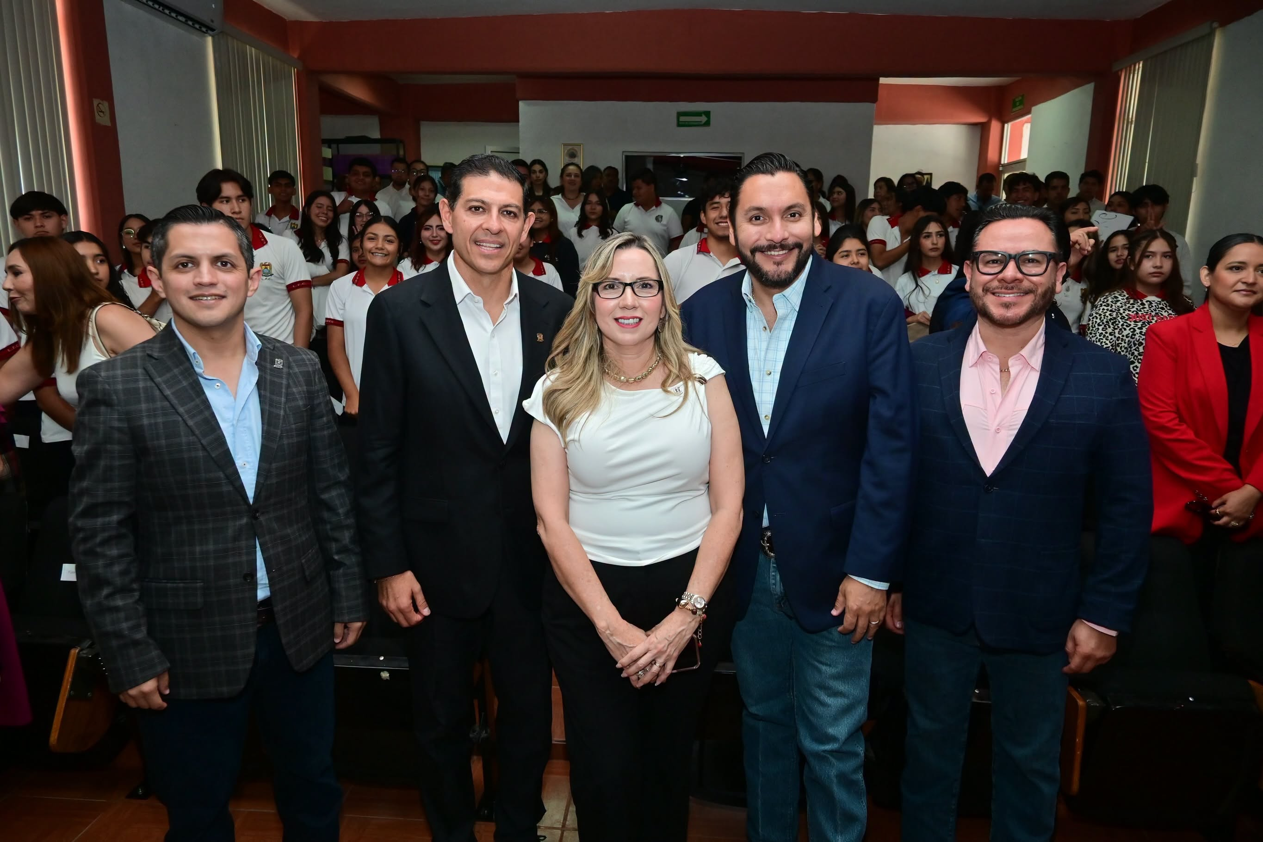 FORTALECEN VINCULACIÓN EDUCATIVA PARA IMPULSAR A JÓVENES EN MONCLOVA