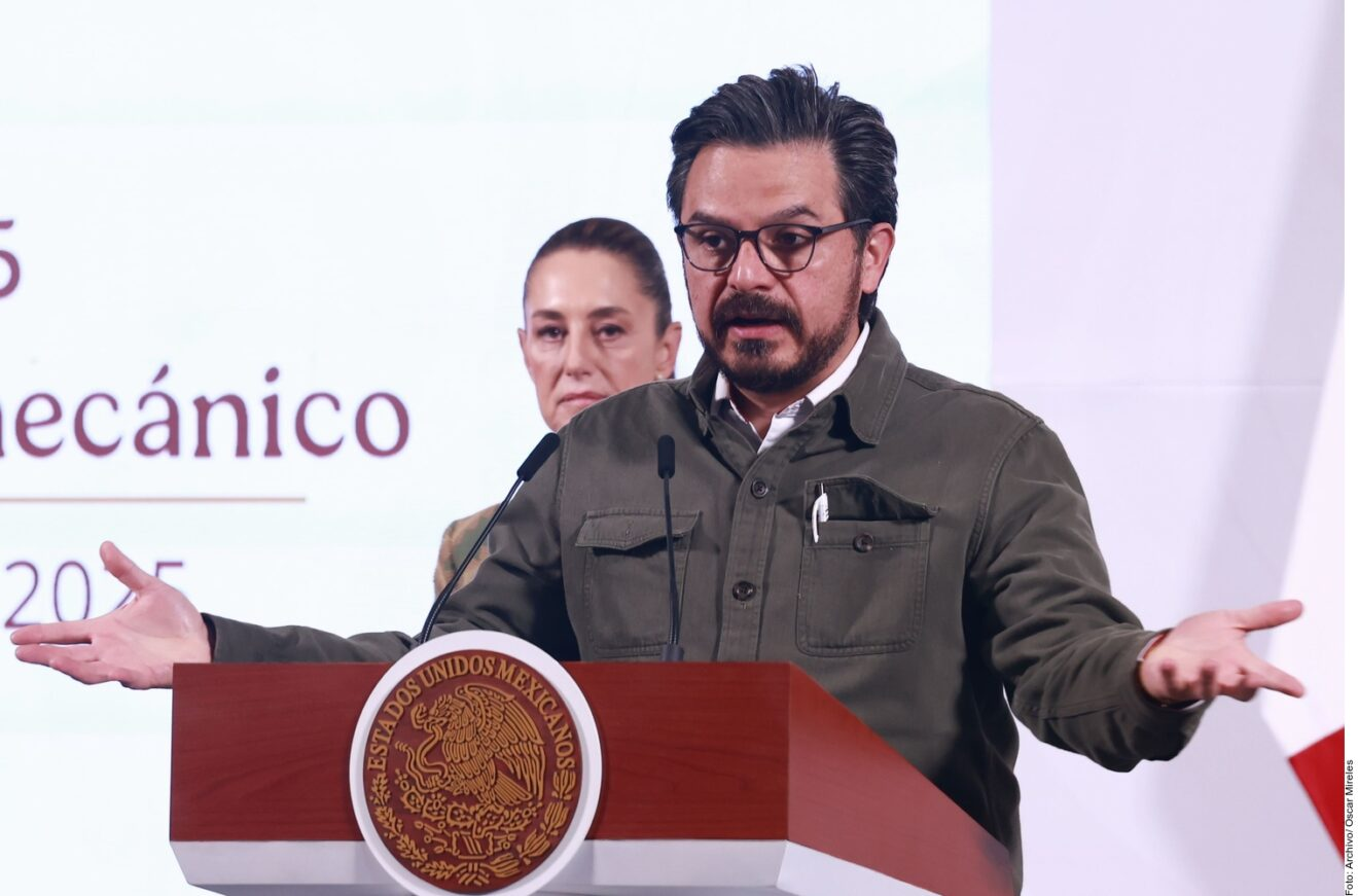 NO ESTÁ EN DUDA PERMANENCIA DE ZOÉ ROBLEDO EN IMSS.- SHEINBAUM