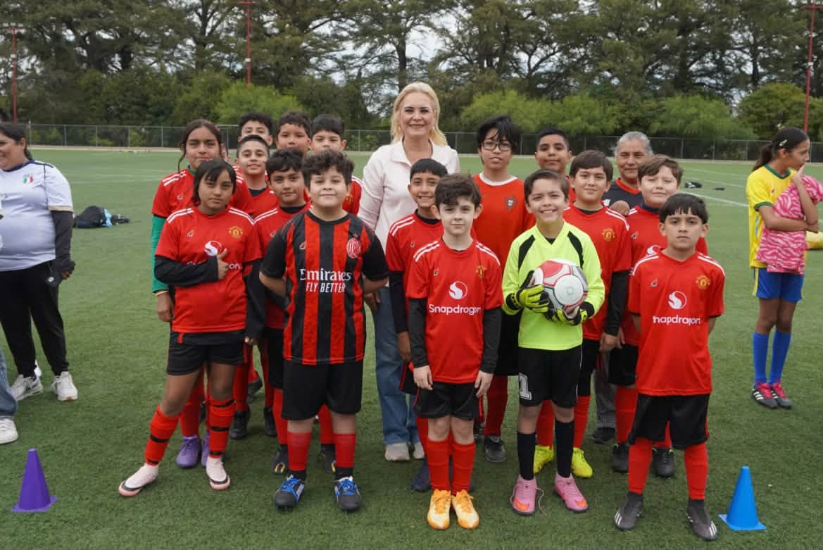 IMPULSA LAURA JIMÉNEZ EL TALENTO JUVENIL CON LIGA MUNICIPAL DE FÚTBOL 7