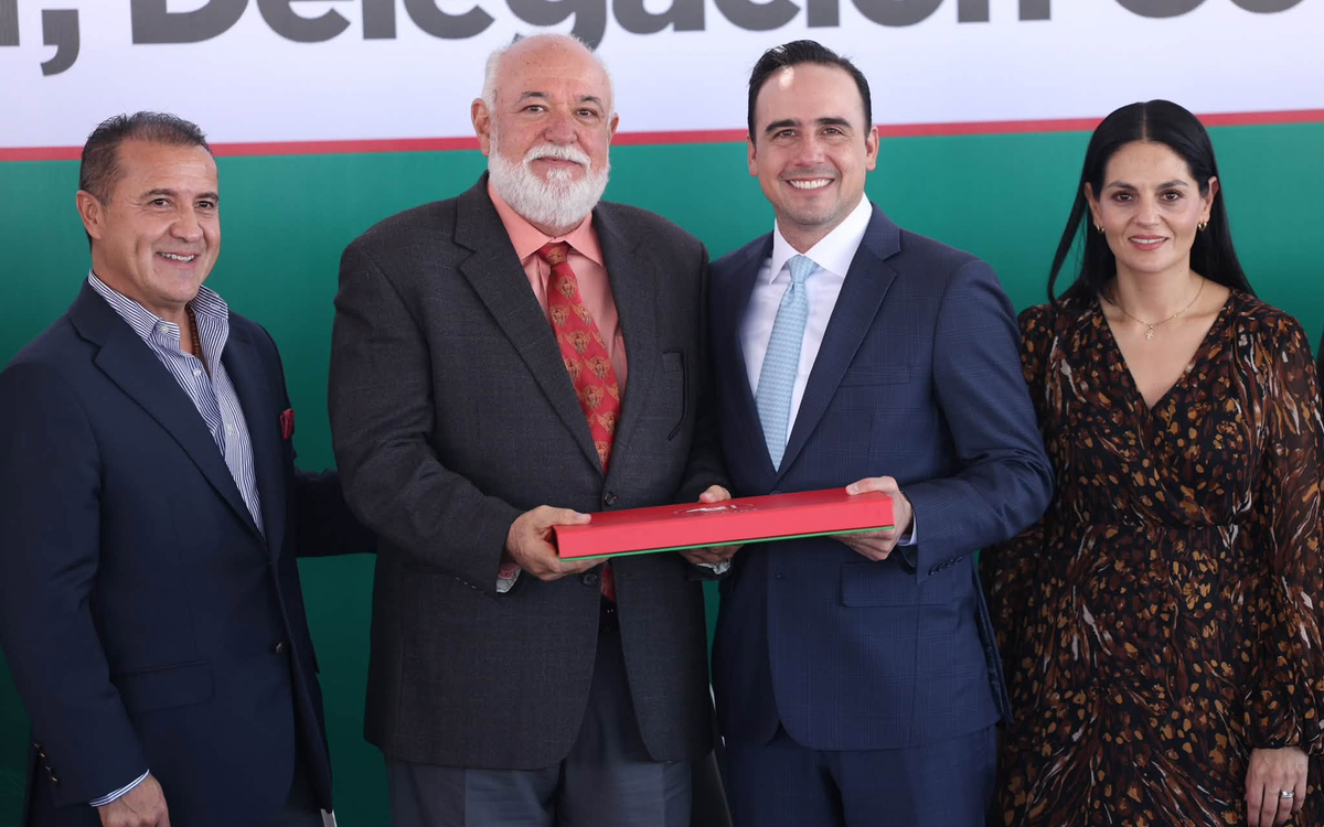 RECONOCE MANOLO TRAYECTORIA Y APORTACIÓN DE LA CIRT AL DESARROLLO DE COAHUILA