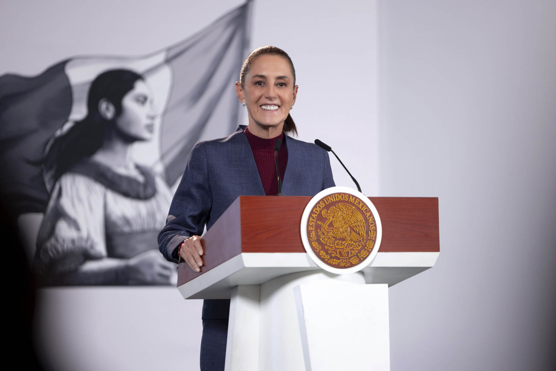 TRAS LA SALIDA DE TADDEI, SHEINBAUM PIDE REVISAR CONTRATOS DEL INE DESDE LA GESTIÓN DE LORENZO CÓRDOVA