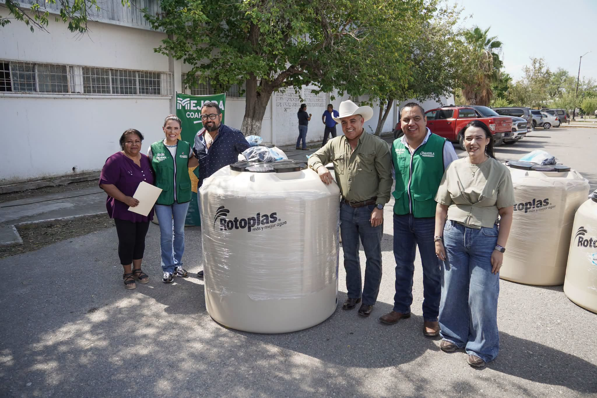 OFRECEN TINACOS A BAJO COSTO PARA HACER FRENTE A CONTINGENCIA DE AGUA EN SABINAS