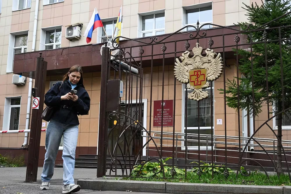 IMPONEN CUARENTENA TRAS SOSPECHA DE PESTE PULMONAR EN HOSPITALES DE SIBERIA; INVESTIGAN POSIBLE BROTE