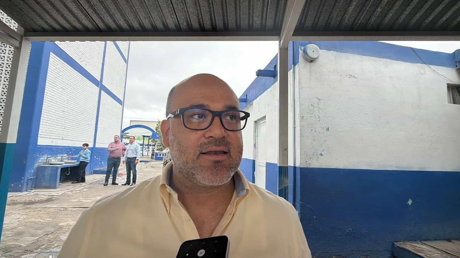 BUSCAN BLINDAR ESCUELAS DE MONCLOVA CON CÁMARAS Y PUNTOS VIOLETA